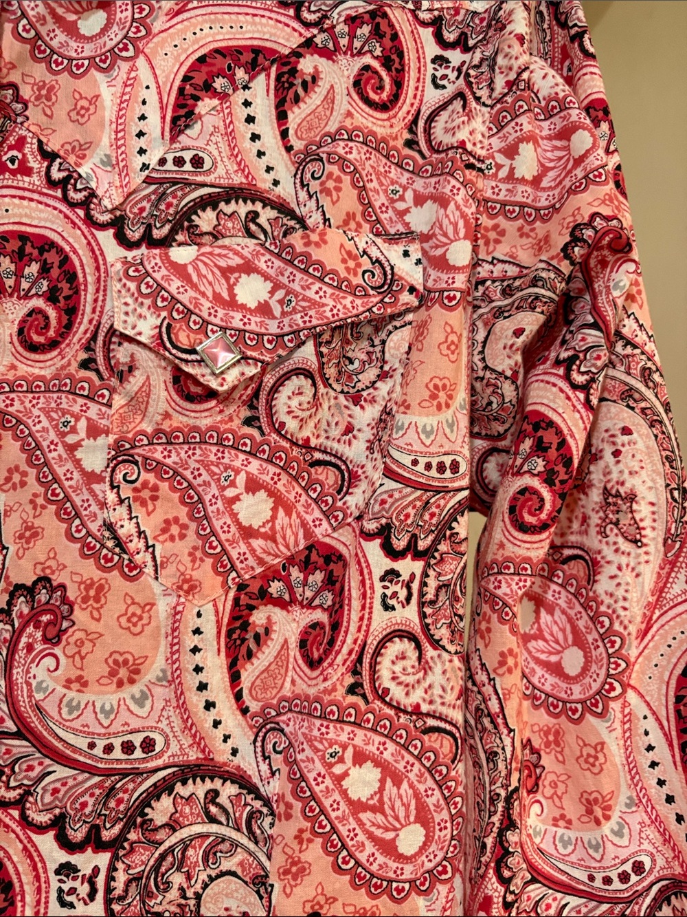 Ariat Pink Paisley Print Button-Front Blouse - Picture 4 of 6